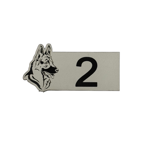 Numéro de boite aux lettres avec forme de chien