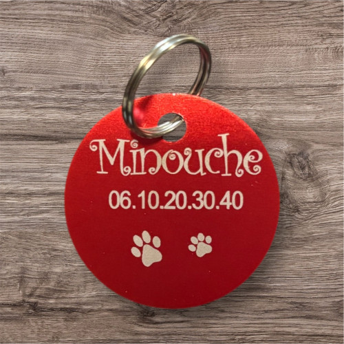 Médaillon animaux en alu rouge à personnaliser