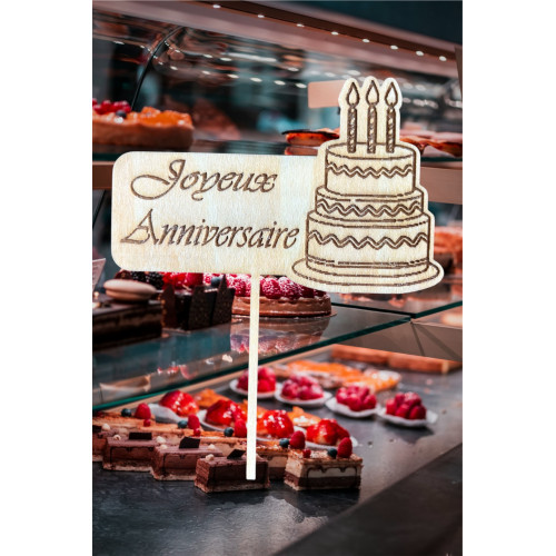 Cake topper  pour anniversaire  à personnaliser